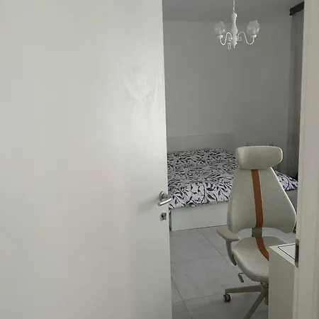 Pash House بيرو